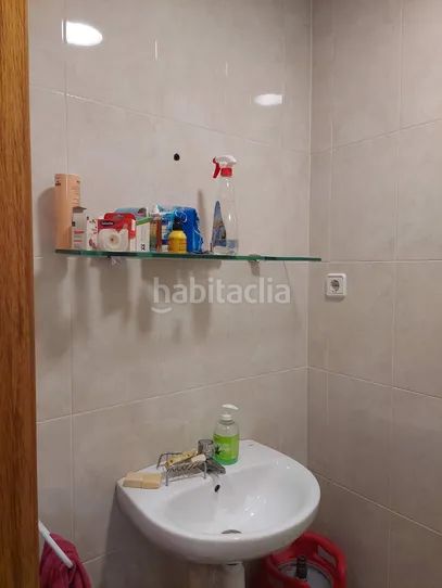Foto 891c5e55-4d0c-4263-8ccf-a170ecfad04b. Local comercial a Campdevànol