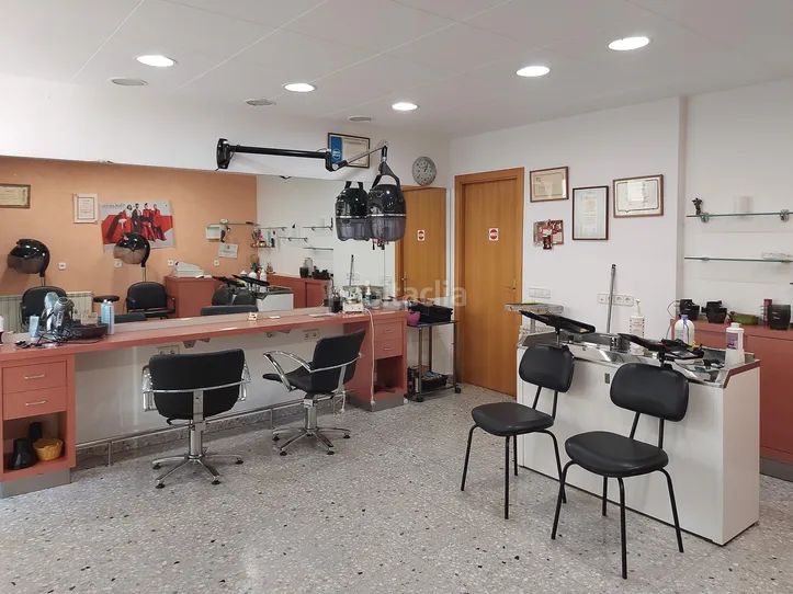 Foto d41eea21-373e-4809-8c3e-e7f505112a8a. Local comercial a Campdevànol