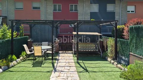 Foto cd4ab145-0f15-4e25-9d04-108234114138. Casa aparellada a Ripoll