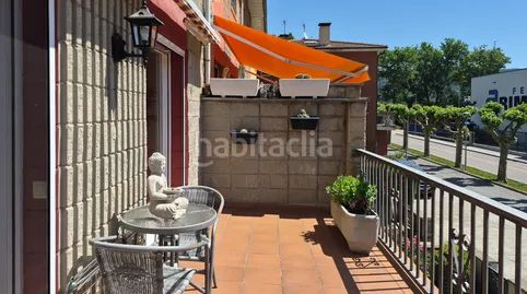 Foto d24065b2-d1c0-4e23-94db-2dd2df08f402. Casa aparellada a Ripoll