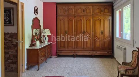 Foto f549c113-56c9-4b82-b56b-18239e91de74. Casa aparellada a Ripoll