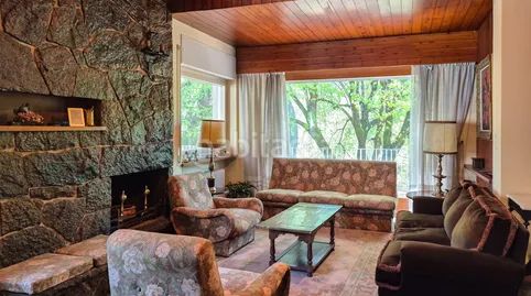 Foto ba95e32b-fa9d-4e57-a1ba-9d89a7eb9c6c. Chalet with parking in Ripoll