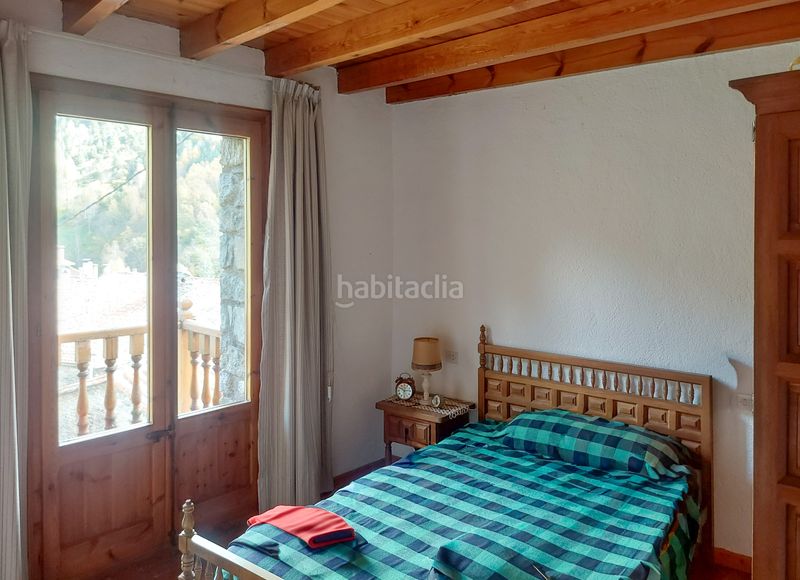 Foto b940ff77-67df-497c-8ea0-2c7fbb9b8ffe. Maison avec chauffage parking dans Setcases