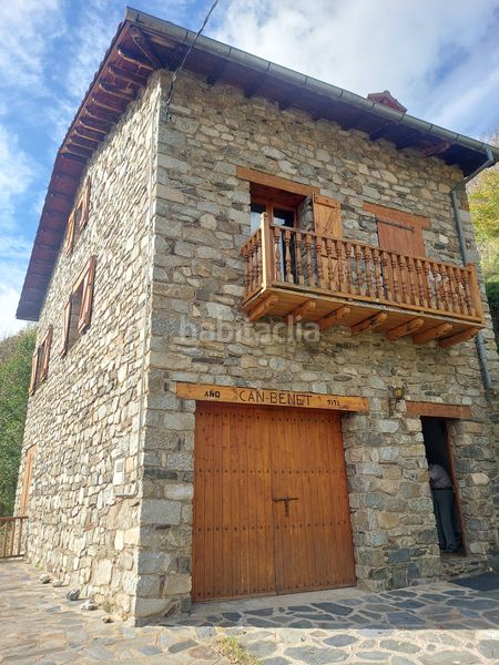 Foto bef9a4b7-e56b-4fc8-a0ba-230ebee24eb0. Maison avec chauffage parking dans Setcases