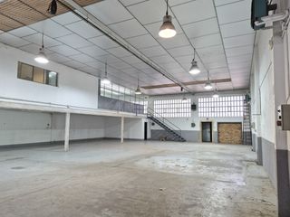 Lloguer Nau industrial a Ripoll. Nau industrial de 475m2, en lloguer a ripoll
