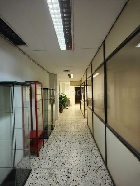 Foto 5a841cc2-3327-405d-8b2b-9b32b3a6d35b. Affitto locale commerciale in Poble Nou Manresa