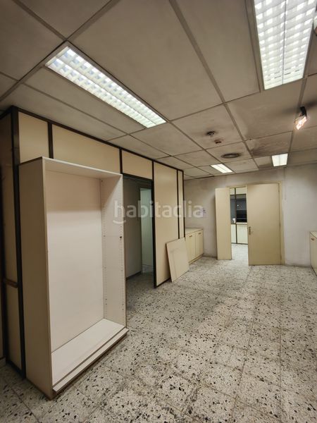 Foto e4a83e1e-b0d8-413d-90dc-9789278830ba. Affitto locale commerciale in Poble Nou Manresa