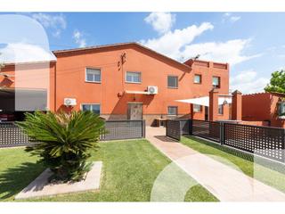 Masia  Can riambau. Masia en venda a les franqueses del vallès pla de llerona