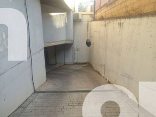 Aparcament cotxe a Calle Onze de setembre 16