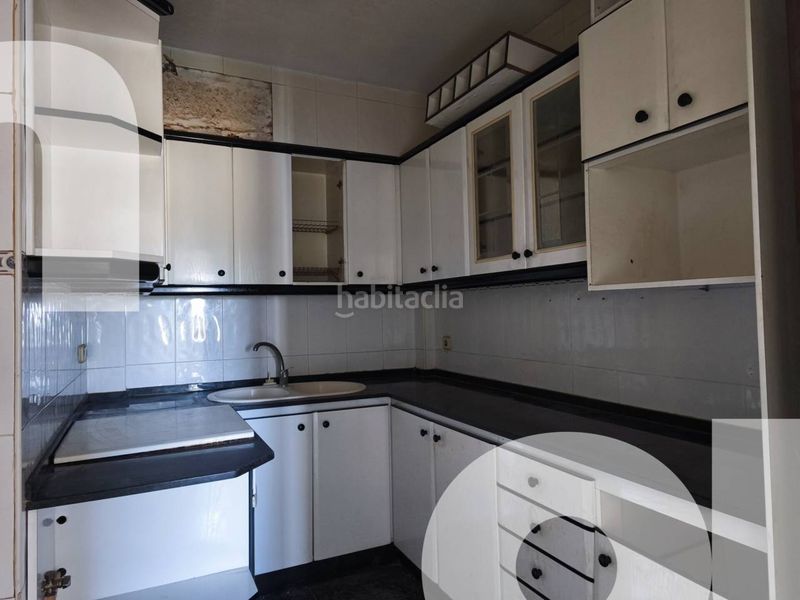 Foto b754347c-0a63-4ca0-9980-b84c26e27afa. Piso  en venta en Parets del Vallès