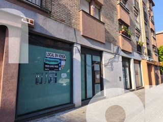 Business premise in Calle vallespir 12. Local en venda a granollers  can bassa