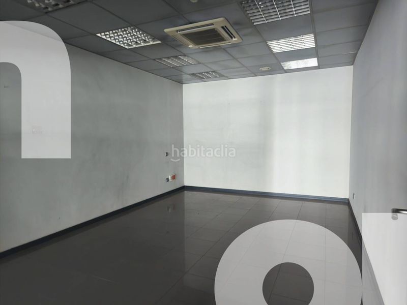 Foto e295ab99-6668-4c19-8d2a-d8061907553a. Local comercial a calle major 40 a Parets del Vallès