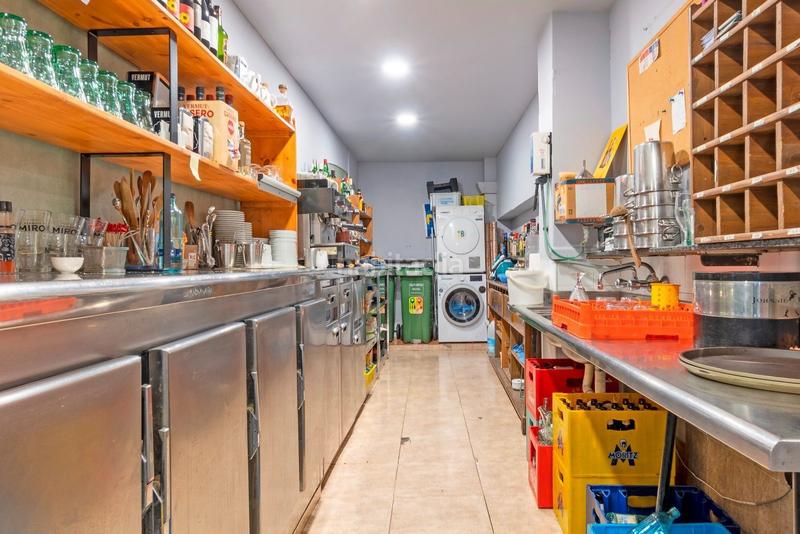 Foto 4842bdf8-81af-4052-917b-549441836ae9. Local commercial dans avenida juli cesar 2 dans Can Toni Cunit