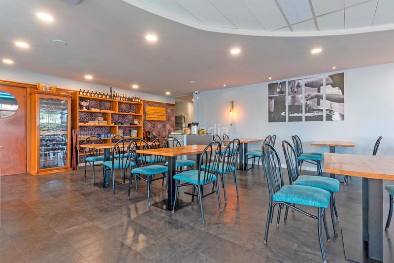 Foto 4b4da4fb-89d8-43dd-a55a-7affba62e0dc. Local commercial dans avenida juli cesar 2 dans Can Toni Cunit