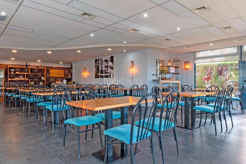 Foto 5ed5c69b-ac65-4d4d-ae98-51442b56d03c. Local commercial dans avenida juli cesar 2 dans Can Toni Cunit