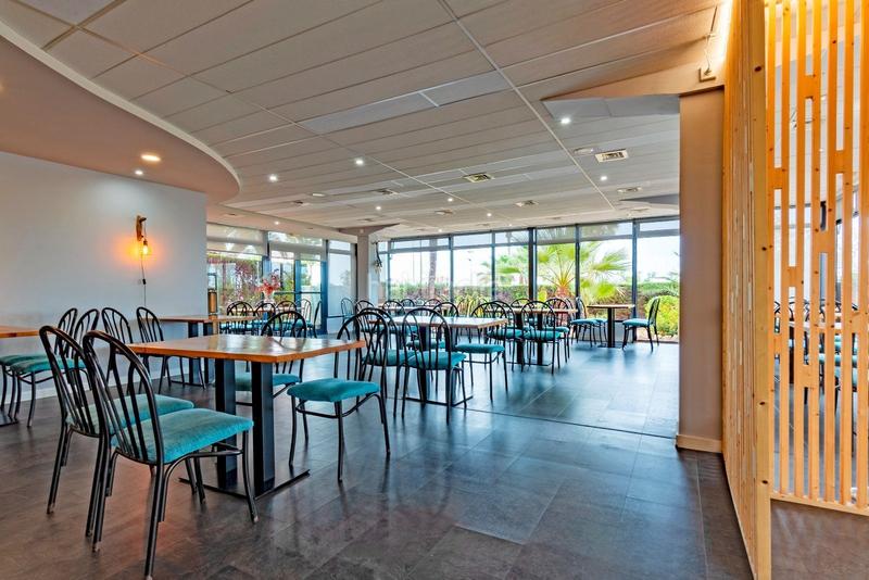 Foto 8a3b7abb-be7b-493a-bf3d-a0e1c03498ce. Local commercial dans avenida juli cesar 2 dans Can Toni Cunit