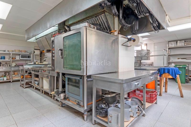 Foto 93d0ef9f-84a0-4373-a8f7-dd222061eed5. Local commercial dans avenida juli cesar 2 dans Can Toni Cunit