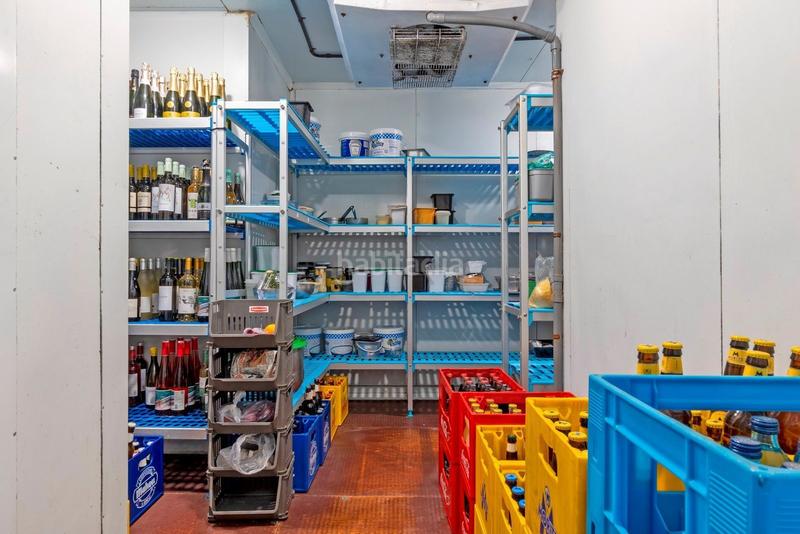 Foto ca656315-3a05-4a31-9657-5cb85d569253. Local commercial dans avenida juli cesar 2 dans Can Toni Cunit