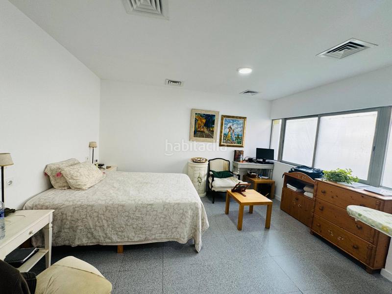 Foto cfd8812c-13e6-4b67-88a4-b9509e8d8823. Local commercial dans avenida juli cesar 2 dans Can Toni Cunit