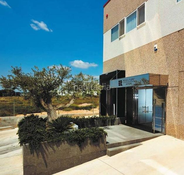 Foto 3c155bd2-6b42-454c-a4d5-31302c203840. Fabrikhalle in Sant Jaume dels Domenys