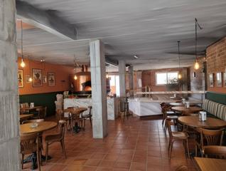 Lloguer Local Comercial a Barri de Mar. Tu negocio frente al mar espacio creativo en alquiler