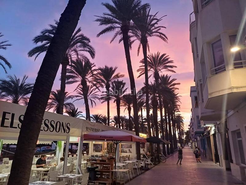 Foto b2d1e729-b18d-4f3f-96f1-b11136d5d7f2. Lloguer local comercial a passeig carme 25 a Barri de Mar Vilanova i la Geltrú