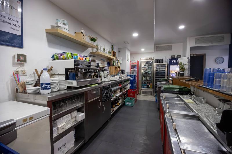 Foto e9fc5333-6f44-482c-aa60-3e4b1cfab594. Lloguer local comercial a passeig carme 25 a Barri de Mar Vilanova i la Geltrú