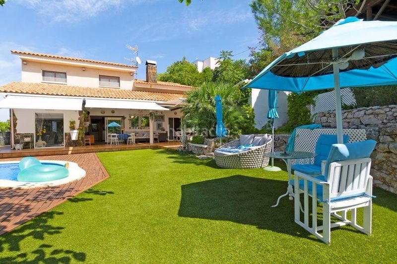 Foto 2b5c5f7e-75bb-403c-9dea-f17a680e537e. Xalet amb calefacció aparcament piscina a Olivella