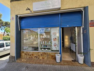 Miete Geschäftsraum in Carrer de pelegrí ballester 18. Oportunidad única para emprender tu negocio!