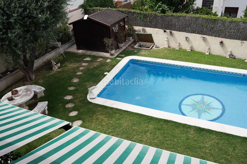 Foto 0566147d-17bd-42dd-b39a-49cd707c4941. Xalet amb piscina a Cunit residencial Cunit