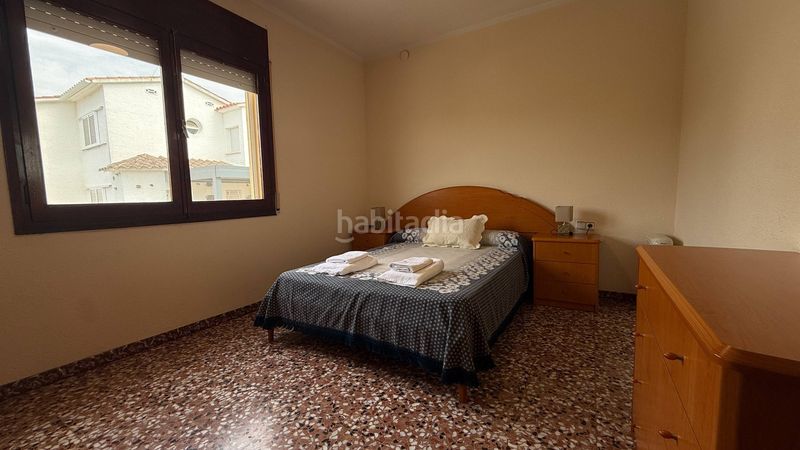 Foto 151e61da-41ce-492f-b434-370601c36285. Xalet amb piscina a Cunit residencial Cunit
