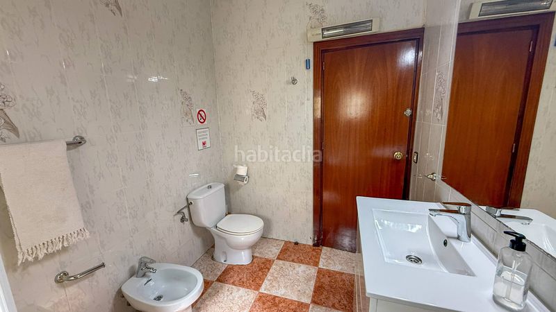 Foto 27918929-8875-4a39-84b1-c1b2be23c22f. Xalet amb piscina a Cunit residencial Cunit
