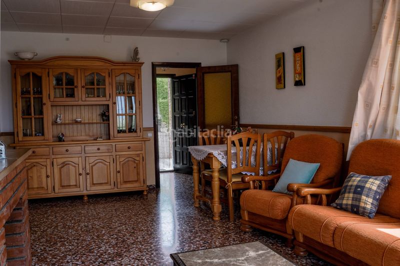 Foto 5877213b-96cb-470c-bbe5-70e2540c490c. Xalet amb piscina a Cunit residencial Cunit