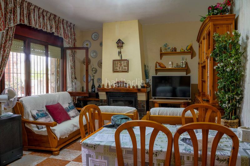 Foto 9a73d839-73d2-438b-98bc-c2f1f4871f90. Xalet amb piscina a Cunit residencial Cunit