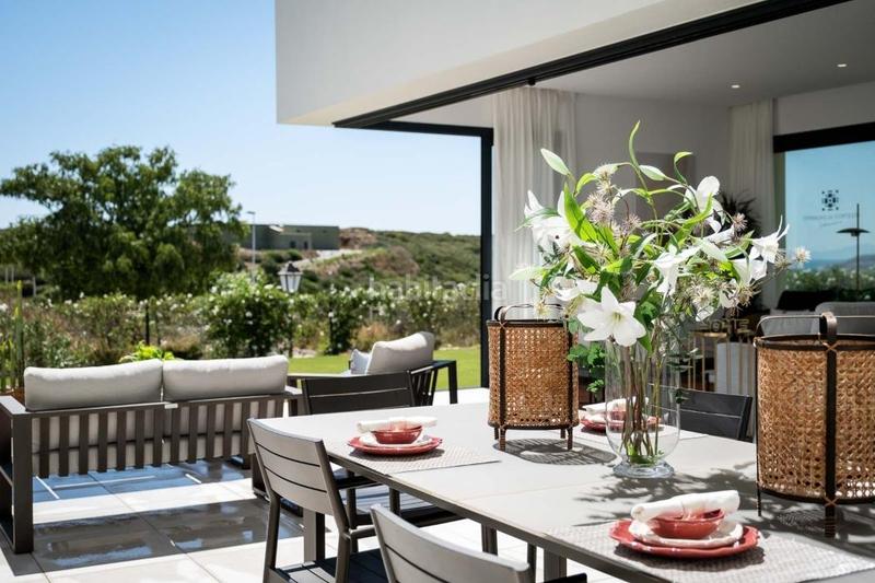 Foto 893e9dd5-323d-4707-b9e2-6b6f27bbcc5d. Planta baixa amb aparcament piscina a Casares golf - Casares del sol Casares