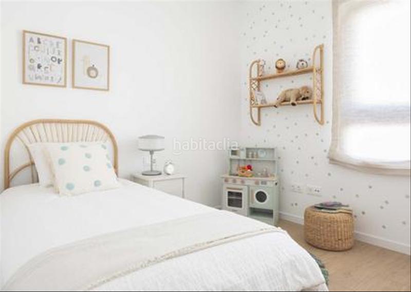 Foto 36b0fcc8-98d8-4969-839a-ba6cfd8283a4. Miete etagenwohnung mit parking in Los Guindos - Parque Mediterráneo - Santa Paula Málaga