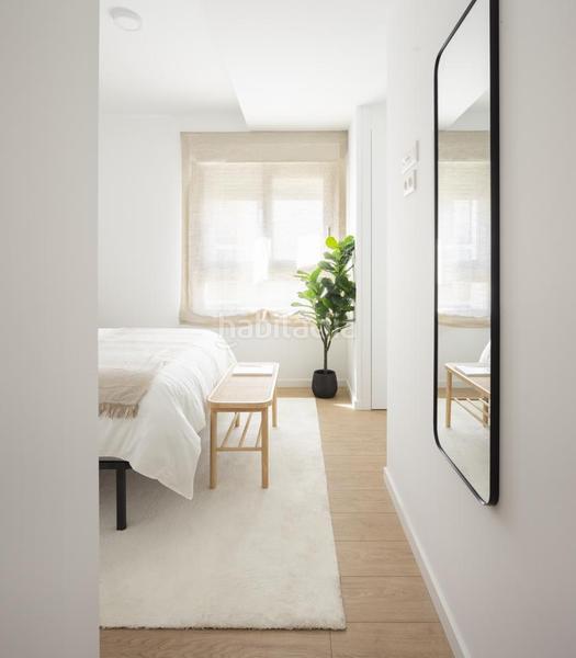 Foto 4c871760-8ac3-421b-a755-e975df2843da. Lloguer pis amb calefacció aparcament a Puerta Blanca Málaga