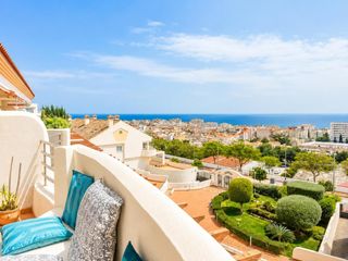 Duplex  Calle ciudad de ceuta. Exclusivo dúplex con vistas al mar, 2 terrazas, piscina y parkin