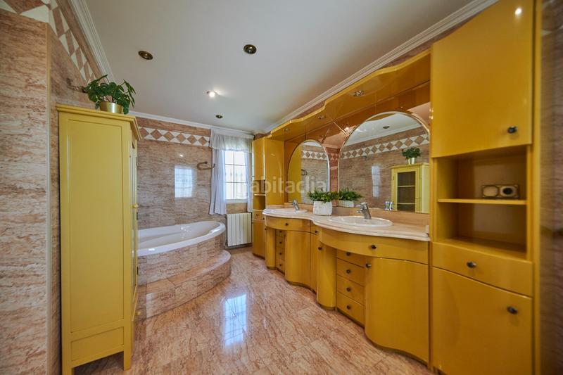 Foto 447e3a26-b6f2-4728-9009-ff77cf77c31e. Chalet in calle abedul 14 in Los Girasoles Sant Vicent del Raspeig