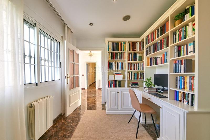 Foto d62ff676-9e58-4f8c-815f-448912b728ba. Chalet in calle abedul 14 in Los Girasoles Sant Vicent del Raspeig