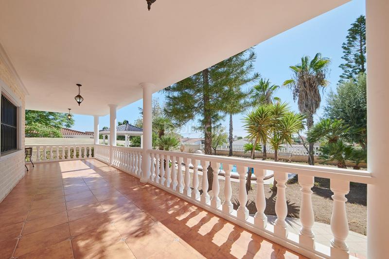 Foto e2f430c1-011a-4e9a-ba7d-d4c65b5d23de. Chalet in Los Girasoles Sant Vicent del Raspeig