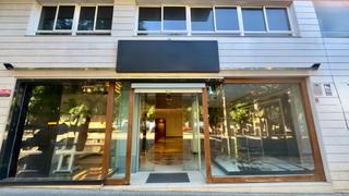 Business premise in Avenida del Pintor Xavier Soler 18