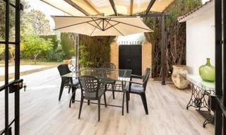 Chalet  Paseo paseo de los olivos. Chalet con jardín y doble parcela en urbanización privadaalbolot