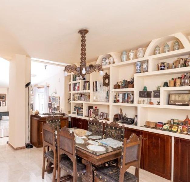 Foto 25f05a0e-b59f-4b22-ab38-41d756338a7e. Chalet gran chalet vive y amplía en tu propio jardín! en Albolote