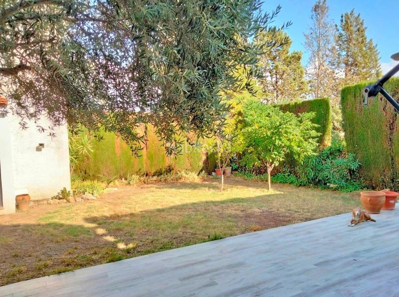 Foto 540f676e-85f0-49ae-8c9a-17d12b6f46f9. Chalet magnifico chalet con potencial extra vive y amplía en tu propio jardín! en Albolote