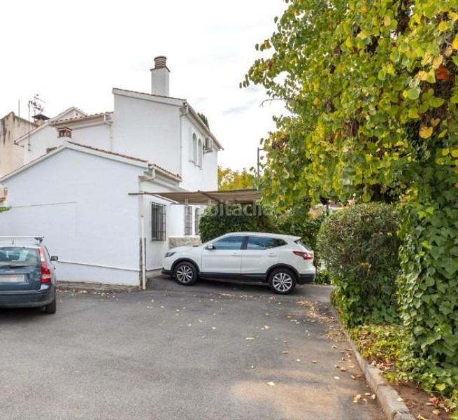 Foto c30a1650-2380-4ce6-bc95-eb60adb56055. Chalet magnifico chalet con potencial extra vive y amplía en tu propio jardín! en Albolote