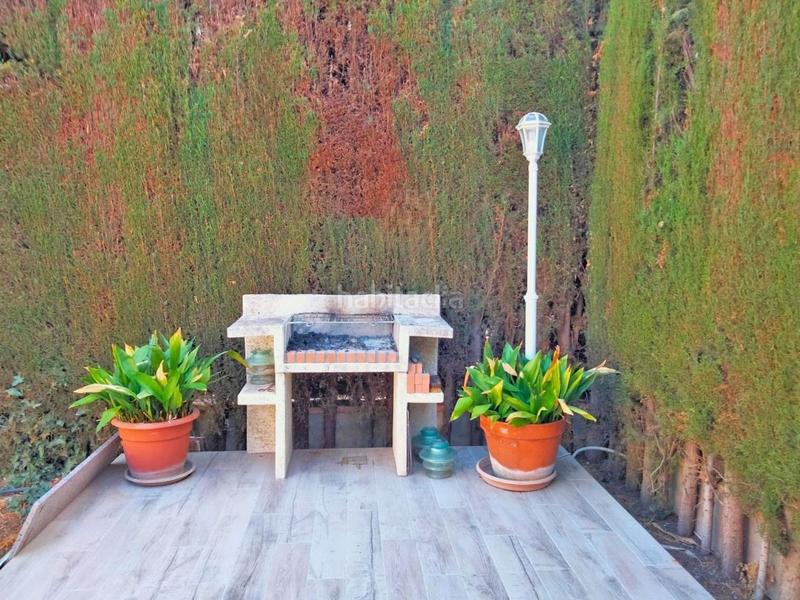 Foto dd5b2e30-c87b-41f8-9e11-827f6d3a08ca. Chalet magnifico chalet con potencial extra vive y amplía en tu propio jardín! en Albolote