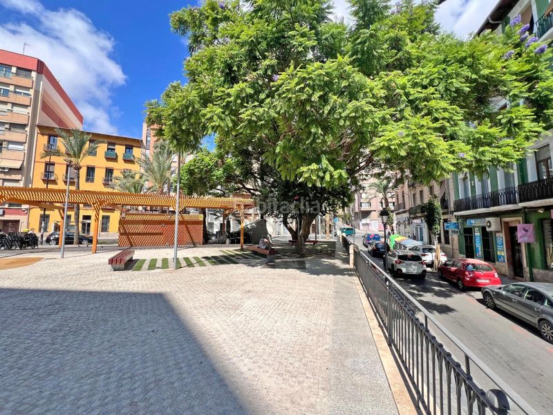 Foto 48086594-1f58-465e-b8ca-73d7753c6031. Aparcament cotxe a Mercado Alicante