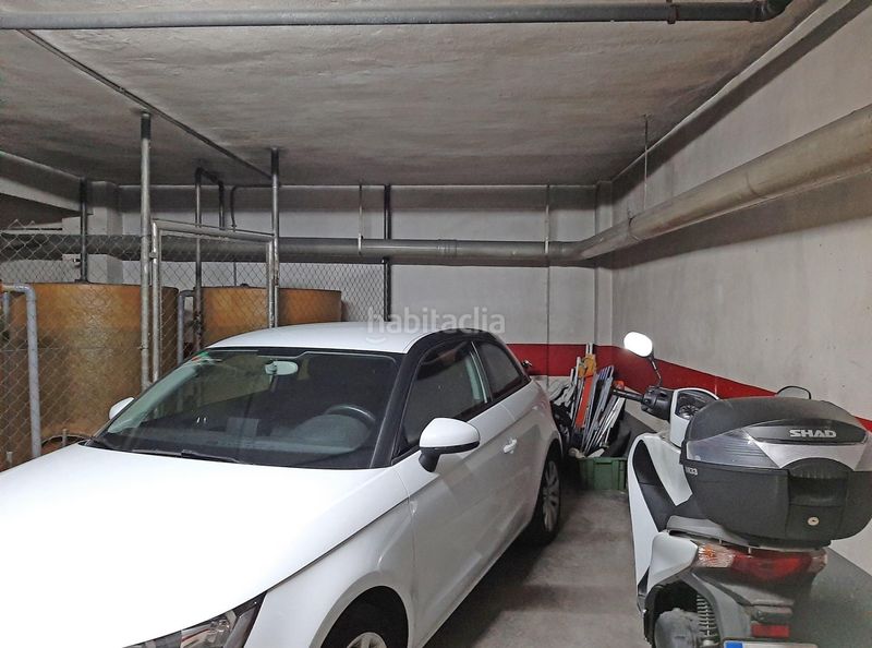 Foto 1b746779-495d-4851-904e-dfa8ee550438. Aparcament cotxe a Mercado Alicante
