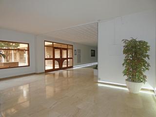 Flat in Benalúa. Piso en el centro de alicante con garaje y terraza!